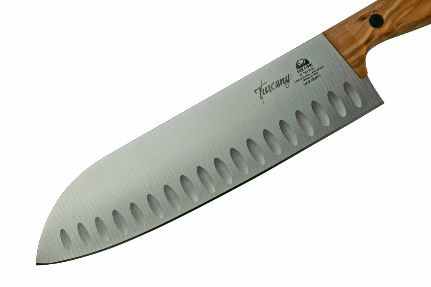 Due Cigny Tuscany DG2C760-18OL Santoku 18 Cm Bois D'olivier 5 Due Cigny Tuscany DG2C760-18OL Santoku 18 Cm Bois D'olivier – Image 3