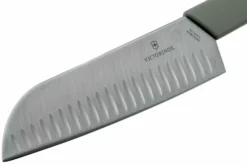 Victorinox Swiss Modern Santoku, Vert Olive 9 Victorinox Swiss Modern Santoku, Vert Olive -KNIVESANDTOOLS Soldes VT6 9056 17K6B 03 victorinox scaled