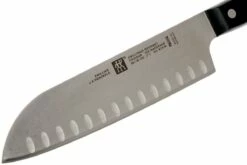 Zwilling Gourmet Santoku Avec Alvéoles 18 Cm, 36118-181-0 10 Zwilling Gourmet Santoku Avec Alvéoles 18 Cm, 36118-181-0 -KNIVESANDTOOLS Soldes ZW36118 181 0 03 zwilling gourmet zw36118 181 0 03